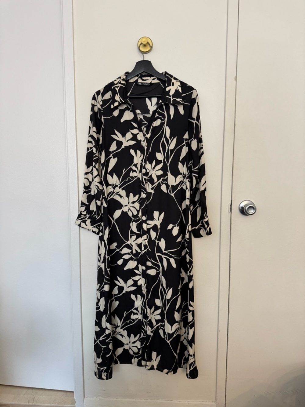 Zara Black and White Floral Button-Front Midi Dress